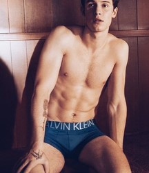shirtless boys 5d61605d84f9e.jpg