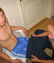 shirtless boys 5d64383dc9fe4.jpg