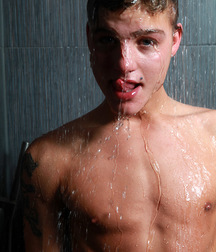 shirtless boys 5d678a810790a.jpg