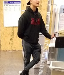 Boys 5d67f732ada03.jpg