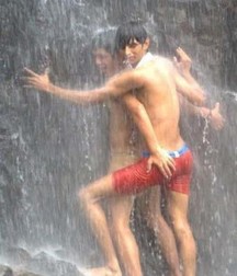 Boys 5d67f8838c2a0.jpg