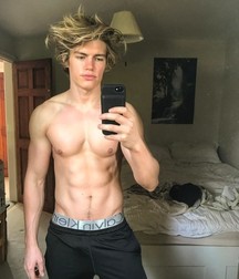 shirtless boys 5d6957fab81d0.jpg