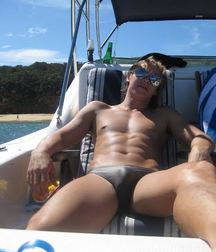 shirtless boys 5d695a0db969b.jpg