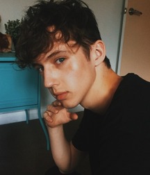 Boys 5d696033e56e4.jpg