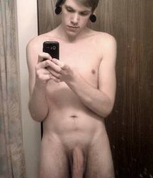 boys nude 5d6a2b28ab1a9.jpg