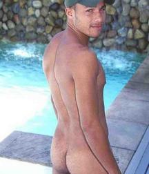 Alvaro 5d6bea95d8535.jpg