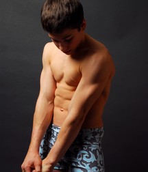 shirtless boys 5d70b7ad0c7b5.jpg