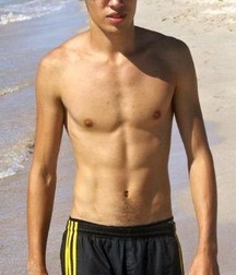 shirtless boys 5d7283dc6642a.jpg
