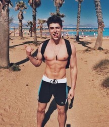 shirtless boys 5d728428cc4d3.jpg