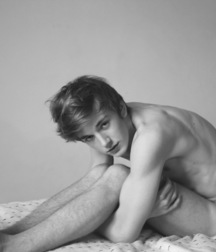boys nude 5d74b0be4475d.jpg