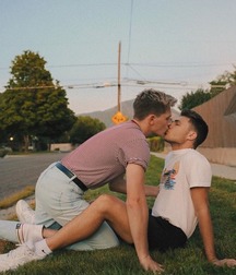 Boys 5d77f1e794383.jpg