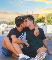 Boys 5d77f372b0342.jpg