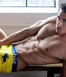 shirtless boys 5d7bb853c92e4.jpg