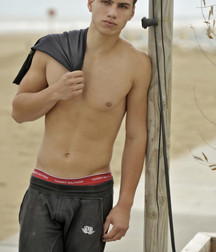 shirtless boys 5d7bb8dc1ee88.jpg