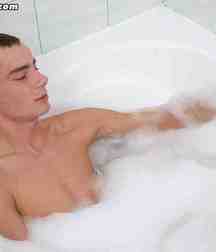Boys 5d7e0ed697196.jpg