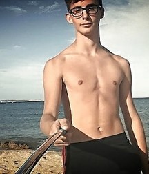 shirtless boys 5d81193cd5632.jpg