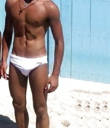 shirtless boys 5d811abd2eb36.jpg