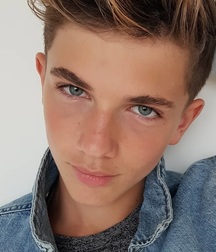 Boys 5d8726eae0621.jpg