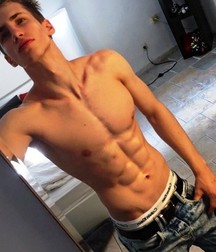 shirtless boys 5d8e2eb7eba82.jpg