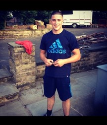 Boys 5d905e68abbdf.jpg