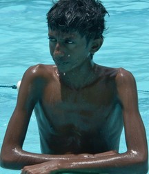 shirtless boys 5d93a8f6a14e6.jpg