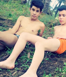 shirtless boys 5d94ddaa9ce84.jpg