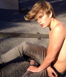 Boys 5d961a5a816d7.jpg