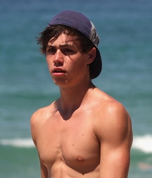 Boys 5d961c34c2299.jpg