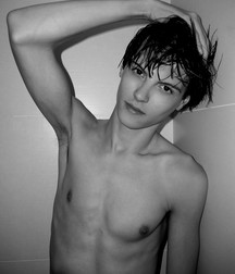 shirtless boys 5d99a488a4e32.jpg