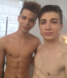 shirtless boys 5d9de40567684.jpg