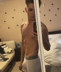 shirtless boys 5d9de466d3f3b.jpg