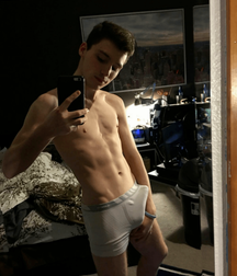 shirtless boys 5d9de541deb82.png