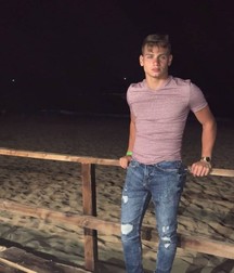 Boys 5da0d86e11977.jpg