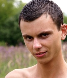 Boys 5da0d91428740.jpg