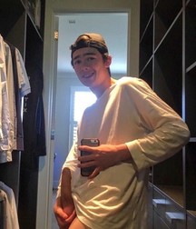 Boys with a boner 5daff79890d15.jpg
