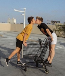Boys 5db008086329e.jpg