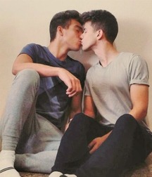 Boys 5db00814c8da2.jpg