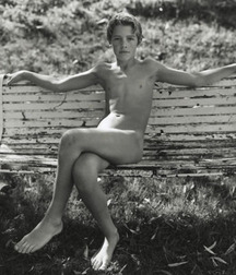boys nude 5db0a0a578c79.jpg