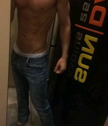 shirtless boys 5db1d1472d6d3.jpg