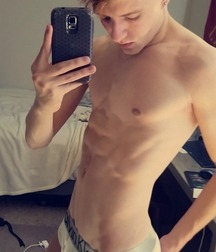 shirtless boys 5db2b3d82c8db.jpg