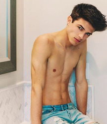 shirtless boys 5db2b495dc33b.jpg