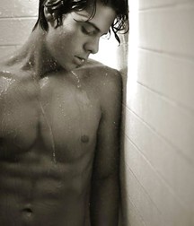 shirtless boys 5db53130890d9.jpg