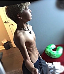 shirtless boys 5db533711054a.png