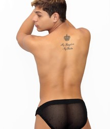 Boys 5db537cc18dd5.jpg