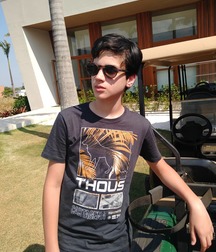 Boys 5db538c6567d7.jpg