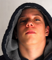 Boys 5db53ae754c5f.jpg