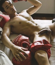 boys nude 5db6b53dc58b4.jpg