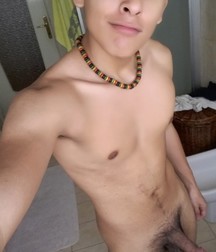boys nude 5db756b43ac20.jpg