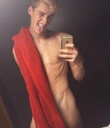 Boys 5db9b6da65694.jpg