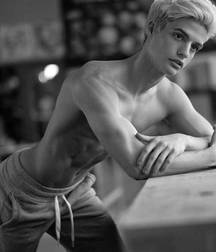 Boys 5db9b871258be.jpg
